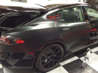 black-tesla-1